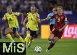 12.07.2025, UEFA Frauen-Europameisterschaft 2025 in der Schweiz. Spieltag 3, Vorrunde, Schweden - Deutschland, im Letzigrundstadion Zrich (Schweiz). v.l. Filippa Angeldahl (Schweden), Kosovare Asllani (Schweden) und Sjoeke Nsken (Deutschland) 