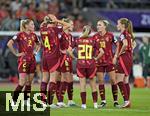 12.07.2025, UEFA Frauen-Europameisterschaft 2025 in der Schweiz. Spieltag 3, Vorrunde, Schweden - Deutschland, im Letzigrundstadion Zrich (Schweiz). Die deutschen Spielerinnen sind sauer v.l. Sarai Linder (Deutschland), Rebecca Knaak (Deutschland), Janina Minge  (Deutschland) , Elisa Sen (Deutschland) , Laura Freigang (Deutschland) und Sjoeke Nsken (Deutschland) 