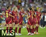 12.07.2025, UEFA Frauen-Europameisterschaft 2025 in der Schweiz. Spieltag 3, Vorrunde, Schweden - Deutschland, im Letzigrundstadion Zrich (Schweiz). Die deutschen Spielerinnen sind nach dem Spiel enttuscht, v.l. Giovanna Hoffmann (Deutschland), Kathrin Hendrich (Deutschland), Klara Bhl (Deutschland), Sara Dbritz (Deutschland), Selina Cerci (Deutschland) und Sydney Lohmann (Deutschland) 