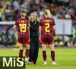 12.07.2025, UEFA Frauen-Europameisterschaft 2025 in der Schweiz. Spieltag 3, Vorrunde, Schweden - Deutschland, im Letzigrundstadion Zrich (Schweiz). Frust nach dem Spiel bei Klara Bhl (Deutschland), Sportdirektorin Nia Knzer (Deutschland), Sarai Linder (Deutschland) 