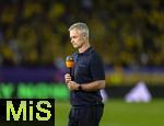 12.07.2025, UEFA Frauen-Europameisterschaft 2025 in der Schweiz. Spieltag 3, Vorrunde, Schweden - Deutschland, im Letzigrundstadion Zrich (Schweiz). Trainer Christian Wck (Deutschland) nachdenklich 