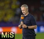 12.07.2025, UEFA Frauen-Europameisterschaft 2025 in der Schweiz. Spieltag 3, Vorrunde, Schweden - Deutschland, im Letzigrundstadion Zrich (Schweiz). Trainer Christian Wck (Deutschland) nachdenklich 