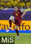 12.07.2025, UEFA Frauen-Europameisterschaft 2025 in der Schweiz. Spieltag 3, Vorrunde, Schweden - Deutschland, im Letzigrundstadion Zrich (Schweiz). Sjoeke Nsken (Deutschland) am Ball 