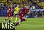 12.07.2025, UEFA Frauen-Europameisterschaft 2025 in der Schweiz. Spieltag 3, Vorrunde, Schweden - Deutschland, im Letzigrundstadion Zrich (Schweiz). Sarai Linder (Deutschland) am Ball 