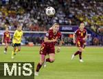 12.07.2025, UEFA Frauen-Europameisterschaft 2025 in der Schweiz. Spieltag 3, Vorrunde, Schweden - Deutschland, im Letzigrundstadion Zrich (Schweiz). Sarai Linder (Deutschland) am Ball 