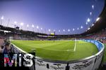 12.07.2025, UEFA Frauen-Europameisterschaft 2025 in der Schweiz. Spieltag 3, Vorrunde, Schweden - Deutschland, im Letzigrundstadion Zrich (Schweiz). Stadionbersicht im Abendlicht.