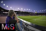 12.07.2025, UEFA Frauen-Europameisterschaft 2025 in der Schweiz. Spieltag 3, Vorrunde, Schweden - Deutschland, im Letzigrundstadion Zrich (Schweiz). Stadionbersicht im Abendlicht.