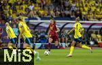 12.07.2025, UEFA Frauen-Europameisterschaft 2025 in der Schweiz. Spieltag 3, Vorrunde, Schweden - Deutschland, im Letzigrundstadion Zrich (Schweiz). mitte: Jule Brand (Deutschland) am Ball 