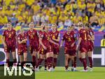 12.07.2025, UEFA Frauen-Europameisterschaft 2025 in der Schweiz. Spieltag 3, Vorrunde, Schweden - Deutschland, im Letzigrundstadion Zrich (Schweiz). Torjubel Deutsche Spielerinnen, v.li: Sarai Linder (Deutschland), Elisa Sen (Deutschland) , Lea Schller (Deutschland), Janina Minge  (Deutschland), Sjoeke Nsken (Deutschland), Carlotta Wamser (Deutschland), Rebecca Knaak (Deutschland), Jule Brand (Deutschland),  mit Carlotta Wamser (Deutschland) 