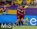 12.07.2025, UEFA Frauen-Europameisterschaft 2025 in der Schweiz. Spieltag 3, Vorrunde, Schweden - Deutschland, im Letzigrundstadion Zrich (Schweiz). Jule Brand (Deutschland) mit Carlotta Wamser (Deutschland) Torjubel 