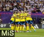 12.07.2025, UEFA Frauen-Europameisterschaft 2025 in der Schweiz. Spieltag 3, Vorrunde, Schweden - Deutschland, im Letzigrundstadion Zrich (Schweiz). Torjubel Schweden, Hanna Bennison (Schweden), Jonna Andersson (Schweden), Fridolina Rolf (Schweden) 