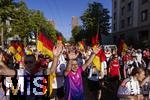 12.07.2025, UEFA Frauen-Europameisterschaft 2025 in der Schweiz. Spieltag 3, Vorrunde, Schweden - Deutschland, im Letzigrundstadion Zrich (Schweiz). Fan-Walk der Deutschen Fans zum Stadion.