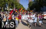 12.07.2025, UEFA Frauen-Europameisterschaft 2025 in der Schweiz. Spieltag 3, Vorrunde, Schweden - Deutschland, im Letzigrundstadion Zrich (Schweiz). Fan-Walk der Deutschen Fans zum Stadion.