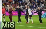 19.07.2025, UEFA Frauen-Europameisterschaft 2025 in der Schweiz. Viertelfinale, Frankreich - Deutschland, im St-Jakob-Park Basel (Schweiz). Frenetischer Schlussjubel nach dem Sieg nach Elfmeterschieen der deutschen Frauen. Trainer Christian Wck (Deutschland), Ralph-Uwe Schaffert (DFB, Vizeprsident fr sozialpolitische Aufgaben und DFB-Stiftungen, Satzungsfragen), Sydney Lohmann (Deutschland), 