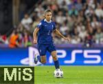 19.07.2025, UEFA Frauen-Europameisterschaft 2025 in der Schweiz. Viertelfinale, Frankreich - Deutschland, im St-Jakob-Park Basel (Schweiz). Maelle Lakrar (Frankreich) am Ball 