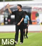 25.07.2025, Fussball 1. Bundesliga 2025/2026,  Testspiel Rot-Weiss Essen - FC Augsburg, im Donaustadion Dillingen, Schwaben. Trainer Sandro Wagner (FC Augsburg) am Spielfeldrand.
 

