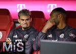 02.08.2025, Fussball Bundesliga 2025/2026, Freundschaftsspiel, FC Bayern Mnchen - Olympique Lyon, in der Allianz-Arena Mnchen, v.l. Luis Diaz (FC Bayern Mnchen) auf der Bank