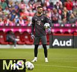 02.08.2025, Fussball Bundesliga 2025/2026, Freundschaftsspiel, FC Bayern Mnchen - Olympique Lyon, in der Allianz-Arena Mnchen, Torwart Sven Ulreich (FC Bayern Mnchen) 