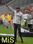 02.08.2025, Fussball Bundesliga 2025/2026, Freundschaftsspiel, FC Bayern Mnchen - Olympique Lyon, in der Allianz-Arena Mnchen, Trainer Paulo Fonseca (Olympique Lyon) 