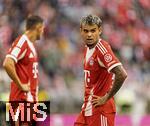 02.08.2025, Fussball Bundesliga 2025/2026, Freundschaftsspiel, FC Bayern Mnchen - Olympique Lyon, in der Allianz-Arena Mnchen, Luis Diaz (FC Bayern Mnchen) nachdenklich 
