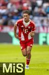 02.08.2025, Fussball Bundesliga 2025/2026, Freundschaftsspiel, FC Bayern Mnchen - Olympique Lyon, in der Allianz-Arena Mnchen, Tom Bischof (Bayern Mnchen) 