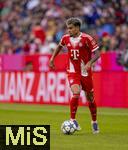 02.08.2025, Fussball Bundesliga 2025/2026, Freundschaftsspiel, FC Bayern Mnchen - Olympique Lyon, in der Allianz-Arena Mnchen, Luis Diaz (FC Bayern Mnchen) am Ball 