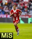 02.08.2025, Fussball Bundesliga 2025/2026, Freundschaftsspiel, FC Bayern Mnchen - Olympique Lyon, in der Allianz-Arena Mnchen, Tom Bischof (Bayern Mnchen) 