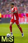 02.08.2025, Fussball Bundesliga 2025/2026, Freundschaftsspiel, FC Bayern Mnchen - Olympique Lyon, in der Allianz-Arena Mnchen, Luis Diaz (FC Bayern Mnchen) am Ball 