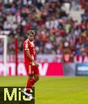02.08.2025, Fussball Bundesliga 2025/2026, Freundschaftsspiel, FC Bayern Mnchen - Olympique Lyon, in der Allianz-Arena Mnchen, Luis Diaz (FC Bayern Mnchen) nachdenklich  