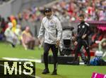 02.08.2025, Fussball Bundesliga 2025/2026, Freundschaftsspiel, FC Bayern Mnchen - Olympique Lyon, in der Allianz-Arena Mnchen,  Trainer Paulo Fonseca (Olympique Lyon) in Rage