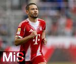 02.08.2025, Fussball Bundesliga 2025/2026, Freundschaftsspiel, FC Bayern Mnchen - Olympique Lyon, in der Allianz-Arena Mnchen,  Raphael Guerreiro (FC Bayern Mnchen) im Spurt