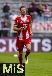 02.08.2025, Fussball Bundesliga 2025/2026, Freundschaftsspiel, FC Bayern Mnchen - Olympique Lyon, in der Allianz-Arena Mnchen,  Leon Goretzka (FC Bayern Mnchen) im Spurt