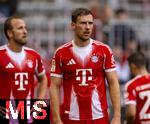 02.08.2025, Fussball Bundesliga 2025/2026, Freundschaftsspiel, FC Bayern Mnchen - Olympique Lyon, in der Allianz-Arena Mnchen,  Leon Goretzka (FC Bayern Mnchen) nachdenklich 