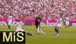 07.08.2025, Fussball Bundesliga 2025/2026, Freundschaftsspiel, Telekom-Cup, FC Bayern Mnchen - Tottenham Hotspur, in der Allianz-Arena Mnchen, Harry Kane (FC Bayern Mnchen) Torschuss zum 1:0.