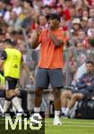 07.08.2025, Fussball Bundesliga 2025/2026, Freundschaftsspiel, Telekom-Cup, FC Bayern Mnchen - Tottenham Hotspur, in der Allianz-Arena Mnchen, Trainer Vincent Kompany (FC Bayern Mnchen) in Rage 