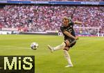 07.08.2025, Fussball Bundesliga 2025/2026, Freundschaftsspiel, Telekom-Cup, FC Bayern Mnchen - Tottenham Hotspur, in der Allianz-Arena Mnchen, Harry Kane (FC Bayern Mnchen) Schuss.