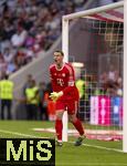 07.08.2025, Fussball Bundesliga 2025/2026, Freundschaftsspiel, Telekom-Cup, FC Bayern Mnchen - Tottenham Hotspur, in der Allianz-Arena Mnchen, Torwart Manuel Neuer (FC Bayern Mnchen) gibt schreiend Anweisungen