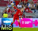 07.08.2025, Fussball Bundesliga 2025/2026, Freundschaftsspiel, Telekom-Cup, FC Bayern Mnchen - Tottenham Hotspur, in der Allianz-Arena Mnchen, Torwart Manuel Neuer (FC Bayern Mnchen) wirft den Ball ab.