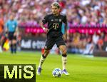 07.08.2025, Fussball Bundesliga 2025/2026, Freundschaftsspiel, Telekom-Cup, FC Bayern Mnchen - Tottenham Hotspur, in der Allianz-Arena Mnchen, Luis Diaz (FC Bayern Mnchen) am Ball 