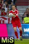07.08.2025, Fussball Bundesliga 2025/2026, Freundschaftsspiel, Telekom-Cup, FC Bayern Mnchen - Tottenham Hotspur, in der Allianz-Arena Mnchen, Torwart Manuel Neuer (FC Bayern Mnchen) hat den Ball sicher 