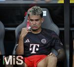 12.08.2025, Fussball Bundesliga 2025/2026, Freundschaftsspiel, Grasshopper Club Zrich - FC Bayern Mnchen - im Stadion am Letzigrund, Zrich (Schweiz). Luis Diaz (FC Bayern Mnchen) nachdenklich.