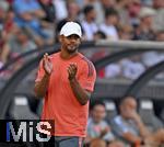 12.08.2025, Fussball Bundesliga 2025/2026, Freundschaftsspiel, Grasshopper Club Zrich - FC Bayern Mnchen - im Stadion am Letzigrund, Zrich (Schweiz). Trainer Vincent Kompany (FC Bayern Mnchen) 