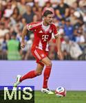 12.08.2025, Fussball Bundesliga 2025/2026, Freundschaftsspiel, Grasshopper Club Zrich - FC Bayern Mnchen - im Stadion am Letzigrund, Zrich (Schweiz). Leon Goretzka (FC Bayern Mnchen) am Ball.