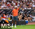 12.08.2025, Fussball Bundesliga 2025/2026, Freundschaftsspiel, Grasshopper Club Zrich - FC Bayern Mnchen - im Stadion am Letzigrund, Zrich (Schweiz). Trainer Vincent Kompany (FC Bayern Mnchen) in Rage 