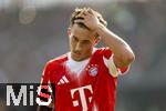 12.08.2025, Fussball Bundesliga 2025/2026, Freundschaftsspiel, Grasshopper Club Zrich - FC Bayern Mnchen - im Stadion am Letzigrund, Zrich (Schweiz). Tom Bischof (Bayern Mnchen) nachdenklich 