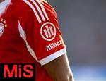 12.08.2025, Fussball Bundesliga 2025/2026, Freundschaftsspiel, Grasshopper Club Zrich - FC Bayern Mnchen - im Stadion am Letzigrund, Zrich (Schweiz). Sponsor Allianz auf dem Trikot-rmel von Tom Bischof (Bayern Mnchen) 
