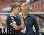 12.08.2025, Fussball Bundesliga 2025/2026, Freundschaftsspiel, Grasshopper Club Zrich - FC Bayern Mnchen - im Stadion am Letzigrund, Zrich (Schweiz). Sportdirektor Christoph Freund (Bayern Mnchen) nachdenklich neben Pressesprecher Dieter Nickles (BAyern Mnchen).