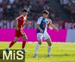 12.08.2025, Fussball Bundesliga 2025/2026, Freundschaftsspiel, Grasshopper Club Zrich - FC Bayern Mnchen - im Stadion am Letzigrund, Zrich (Schweiz). Nikolas Muci (Grasshopper Club Zrich) am Ball 