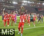 16.08.2025, Fussball Bundesliga 2025/2026, Franz-Beckenbauer-Supercup, VfB Stuttgart - FC Bayern Mnchen, in der MHP-Arena (Stuttgart). Wisdom Mike (FC Bayern Mnchen) jubelt.