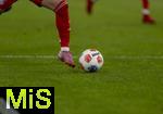 22.08.2025, Fussball Bundesliga 2025/2026, 1.Spieltag, FC Bayern Mnchen - RB Leipzig, in der Allianz-Arena Mnchen, Spieler mit NIKE-Schuhen am Ball.